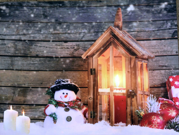 Svjetleća zimska slika sa snješkom